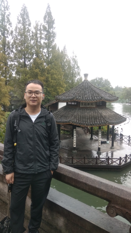 文刀先生的第二张照片--杭州王婆说媒